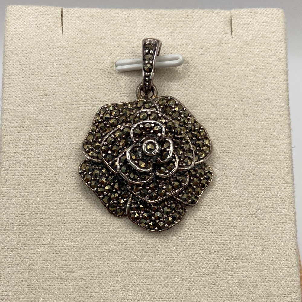 Vintage Sterling Silver 925 Dimensional Flower Pendant Enhancer